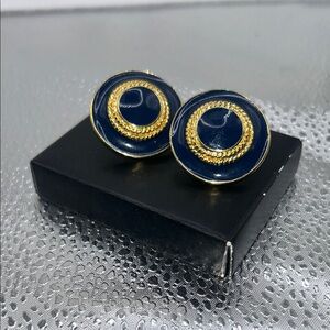 Napier blue enameled clip earrings gold tone ring textured timeless classic navy